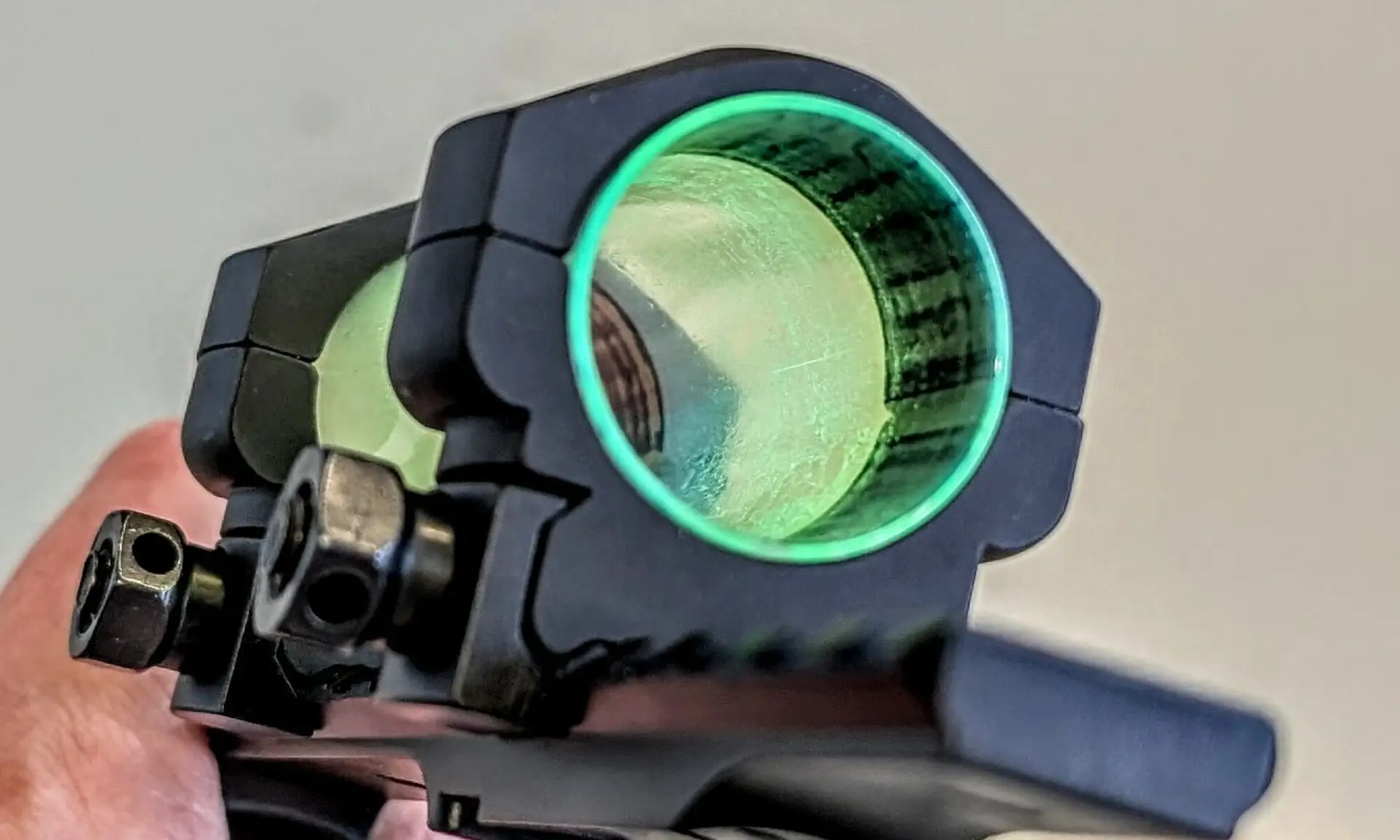 viseur de fusil avec intensificateur de lumière réalisé en impression 3D